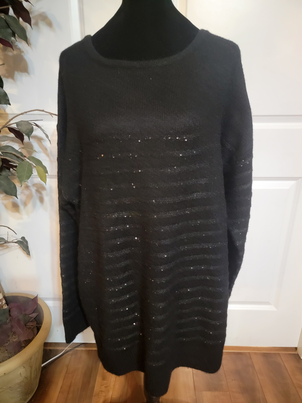 Liz Claiborne Black Long Sleeve Sequin Stripe Sweater